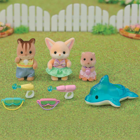 *Calico Critters Nursery Friends Pool Fun Trio