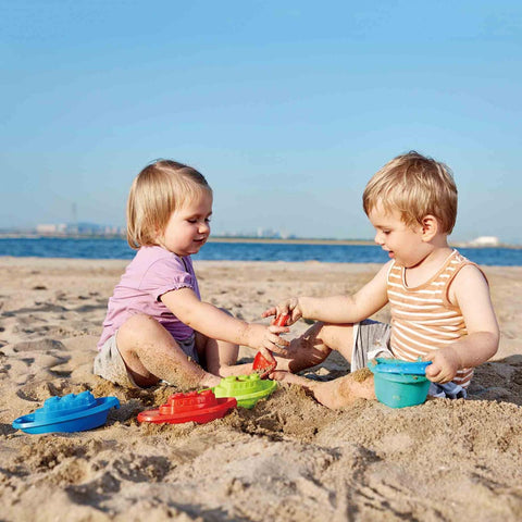 *Hape Beach and Bath Boats