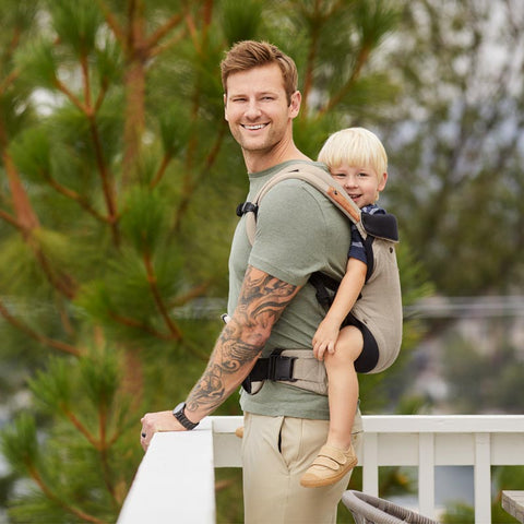 *LILLEbaby Elevate Carrier