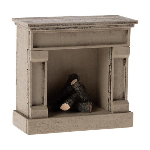 *Maileg Fireplace for Mouse - Off White