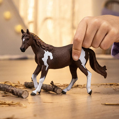 *Schleich Horse Club Paint Horse Mare