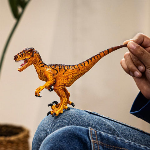 *Schleich Velociraptor