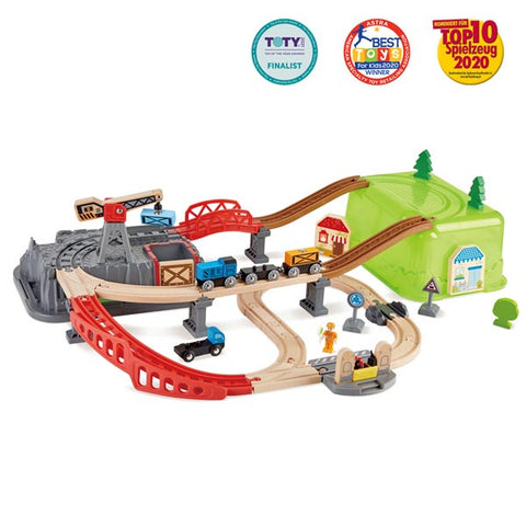 *Hape Railway Bucket Builder Set